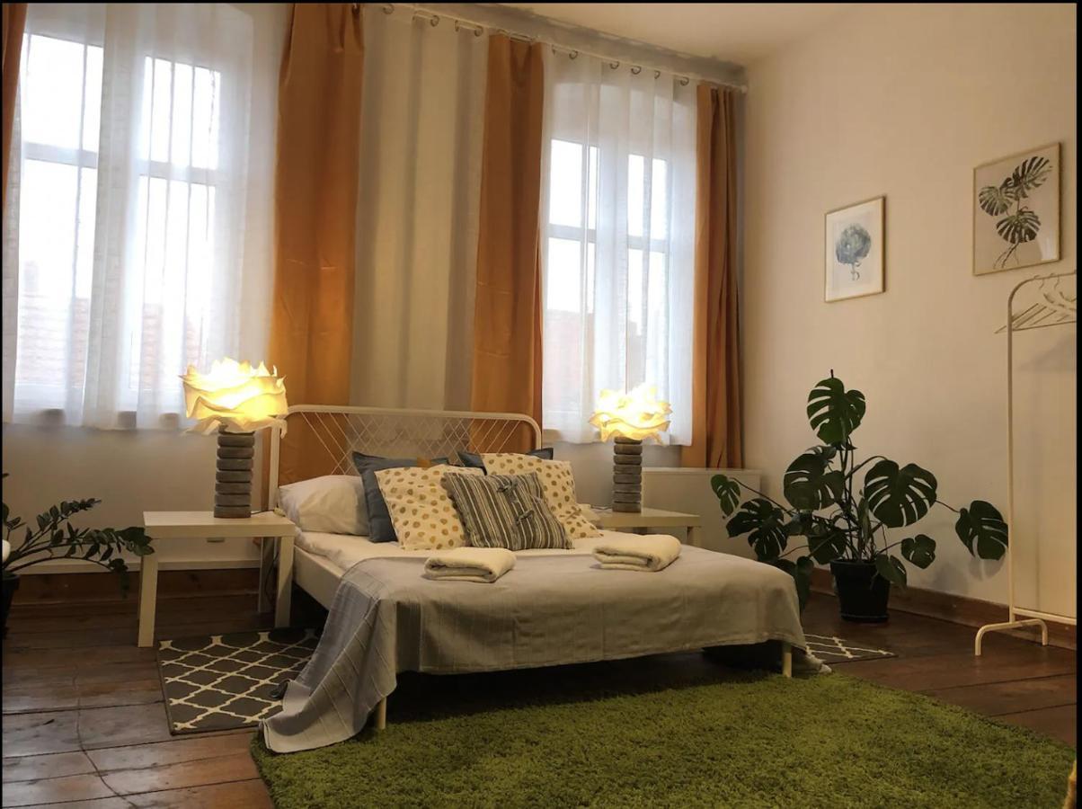 Zamkowa Guesthouse Познан Екстериор снимка