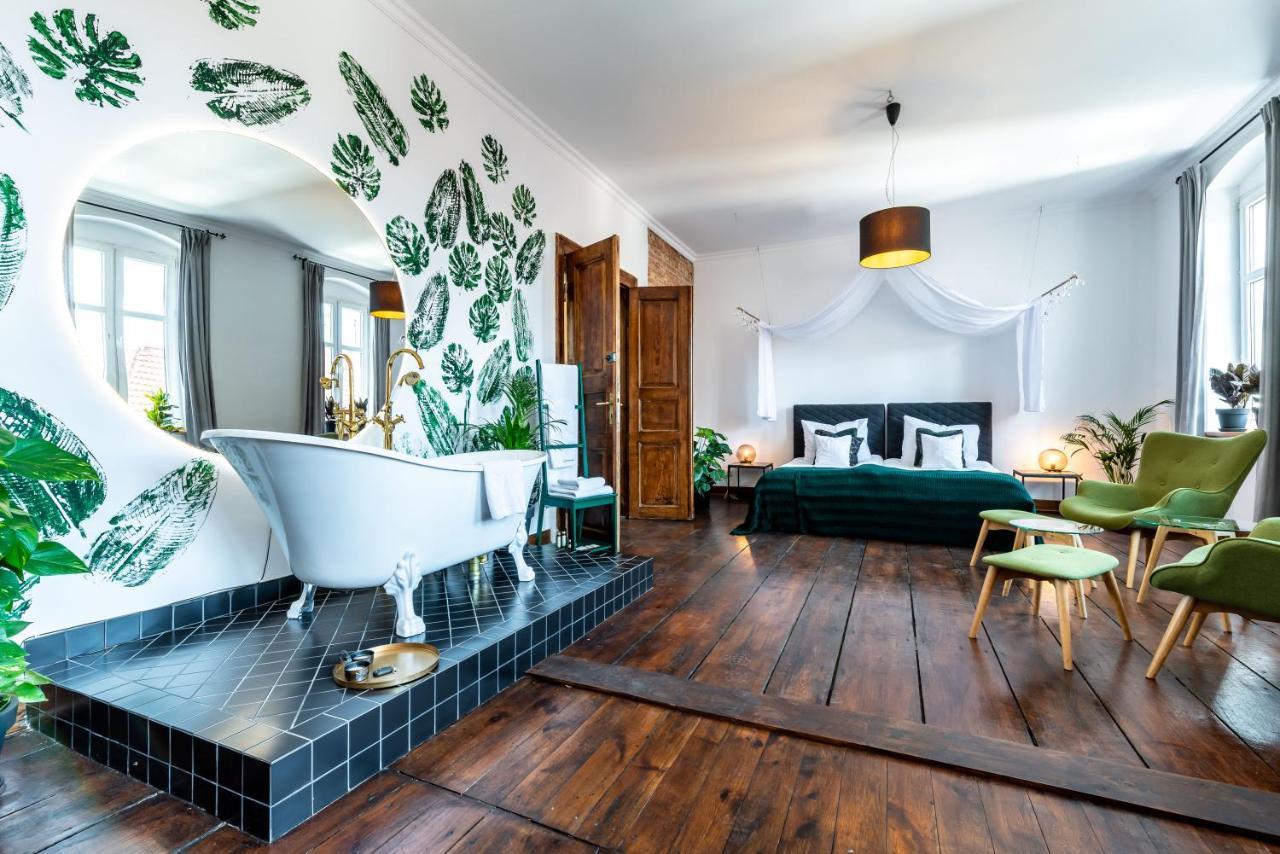 Zamkowa Guesthouse Познан Екстериор снимка