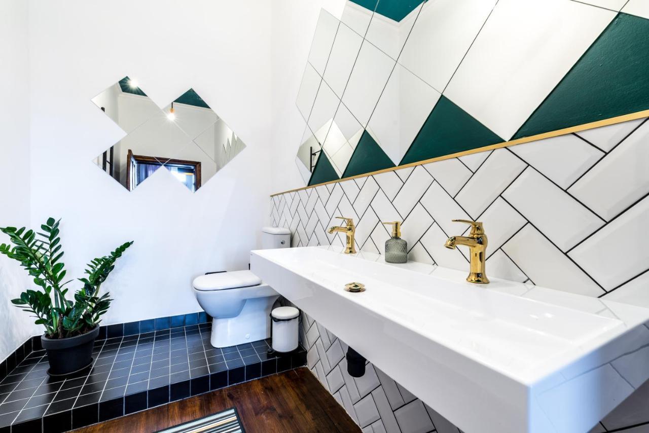 Zamkowa Guesthouse Познан Екстериор снимка
