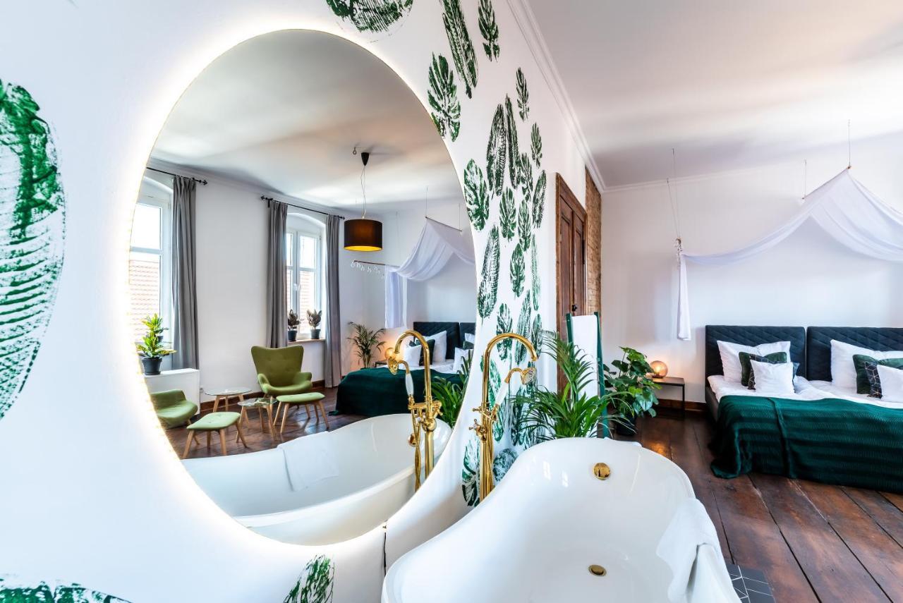 Zamkowa Guesthouse Познан Екстериор снимка